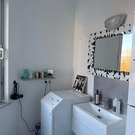 Daire Miracle House 160qm Terrasse, Parkplatz & Internet 100mbit -self Check In-