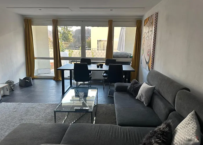 Miracle House 160Qm Terrasse, Parkplatz & Internet 100Mbit -Self Check In-